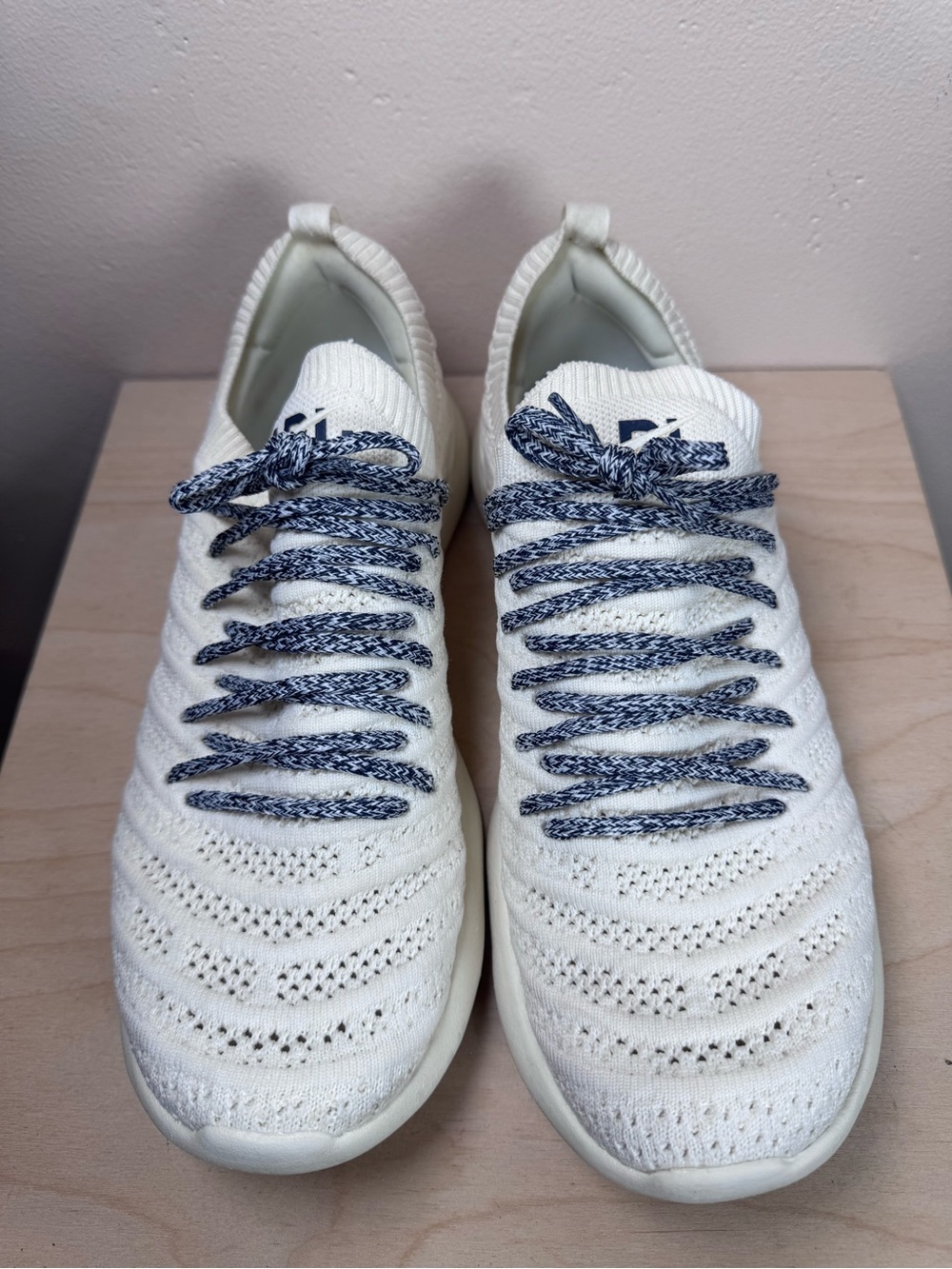 APL TechLoom Wave Cream Knit Sneakers Navy Accent Laces 8 - Picture 5 of 9